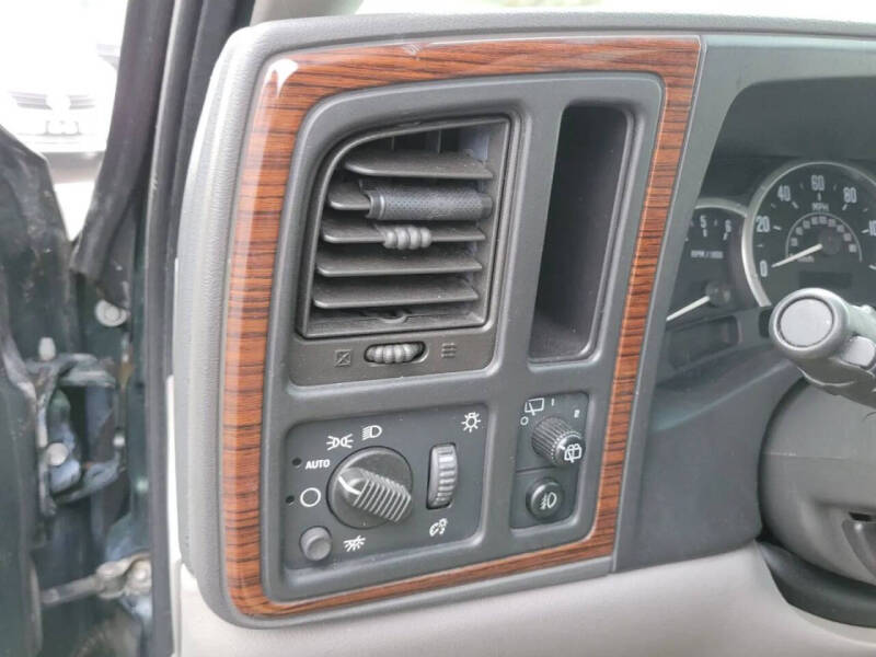 2003 Cadillac Escalade