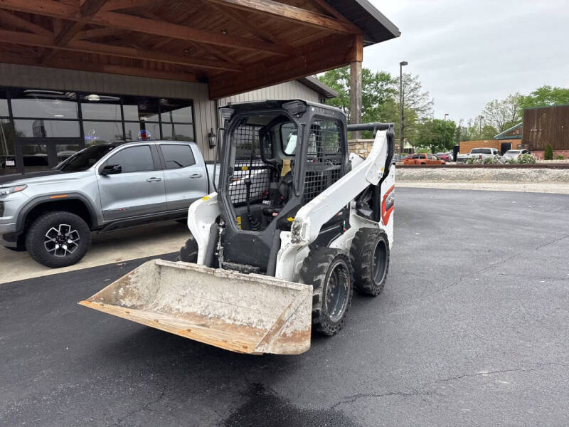 2023 Bobcat S64
