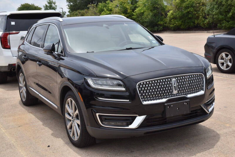 2019 Lincoln Nautilus Select