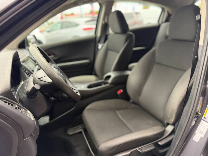 2021 Honda HR-V LX