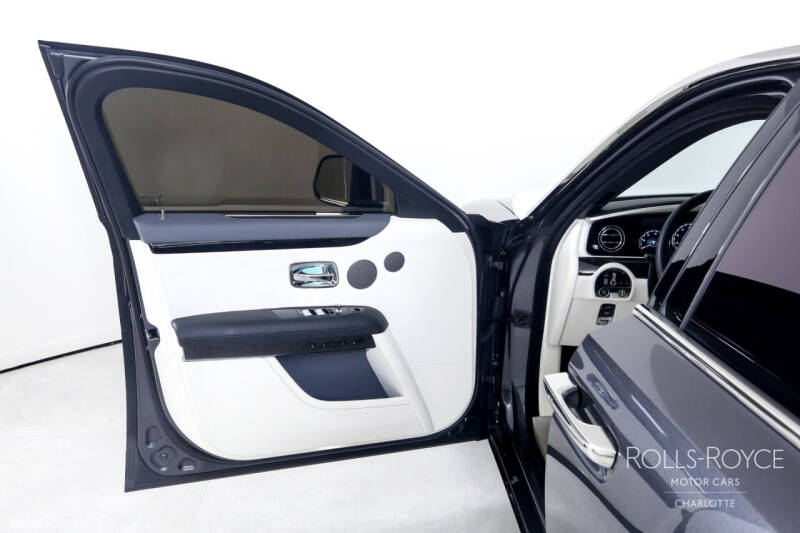 2023 Rolls-Royce Ghost