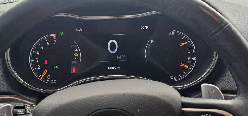 2017 Jeep Grand Cherokee Laredo E