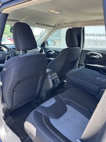 2015 Jeep Cherokee Sport