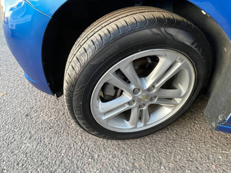 2017 Chevrolet Cruze LT Auto