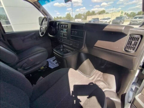 2023 Chevrolet Express 2500