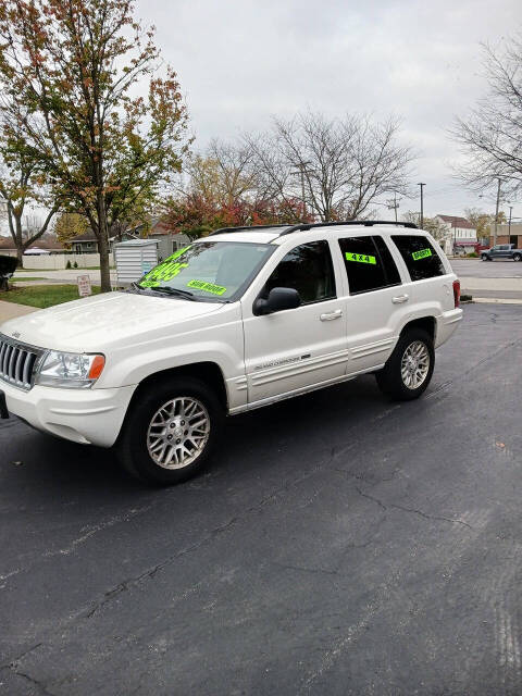 2004 Jeep Grand Cherokee for sale at LB's Discount Auto Sales in Steger, IL