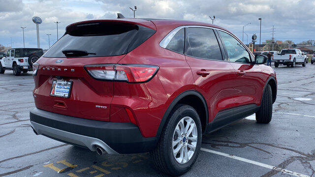 2022 Ford Escape SE