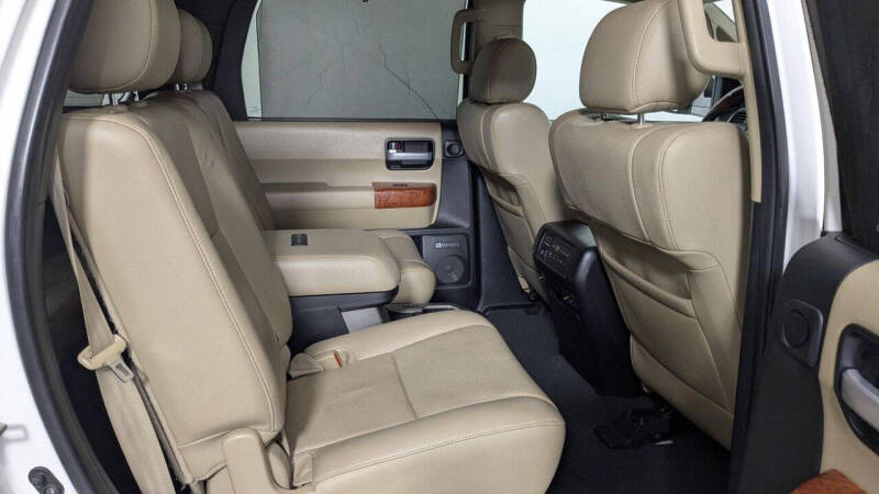 2019 Toyota Sequoia Platinum