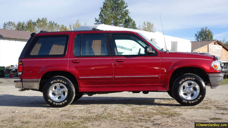 1996 Ford Explorer null photo 13