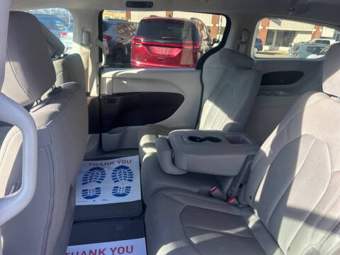 2017 Chrysler Pacifica Touring