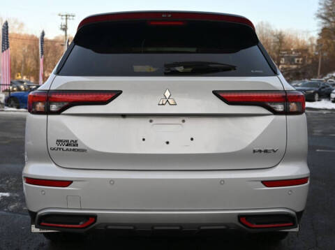 2024 Mitsubishi Outlander PHEV Ralliart