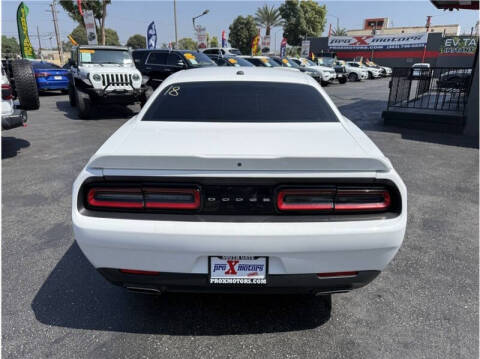 2019 Dodge Challenger SXT