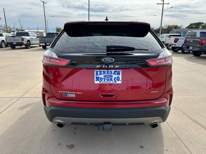 2024 Ford Edge Titanium