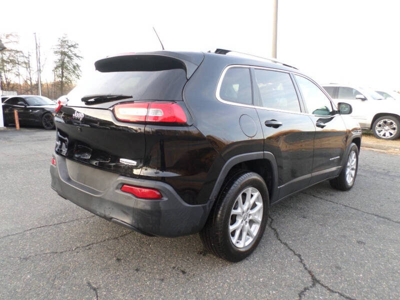 2017 Jeep Cherokee Latitude photo 6