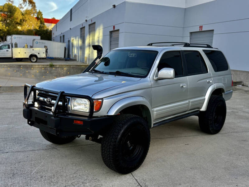 2000 Toyota 4Runner SR5