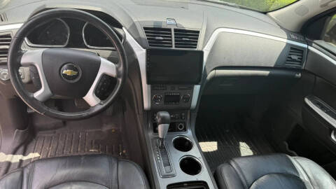 2011 Chevrolet Traverse LT
