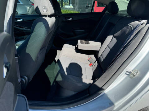 2017 Chevrolet Cruze LT Auto