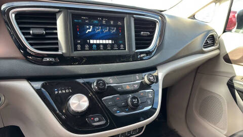 2021 Chrysler Voyager LXi