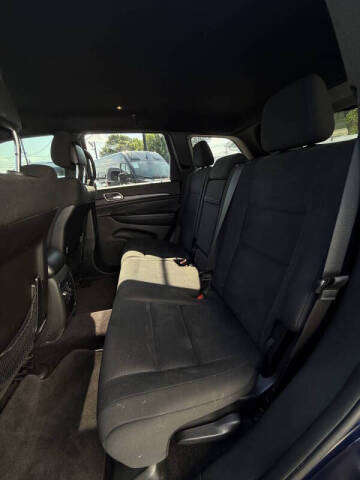 2017 Jeep Grand Cherokee Laredo