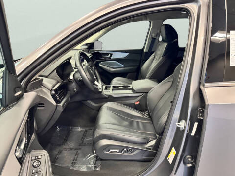 2025 Acura MDX w/Tech