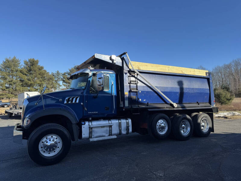 2018 Mack Gu713