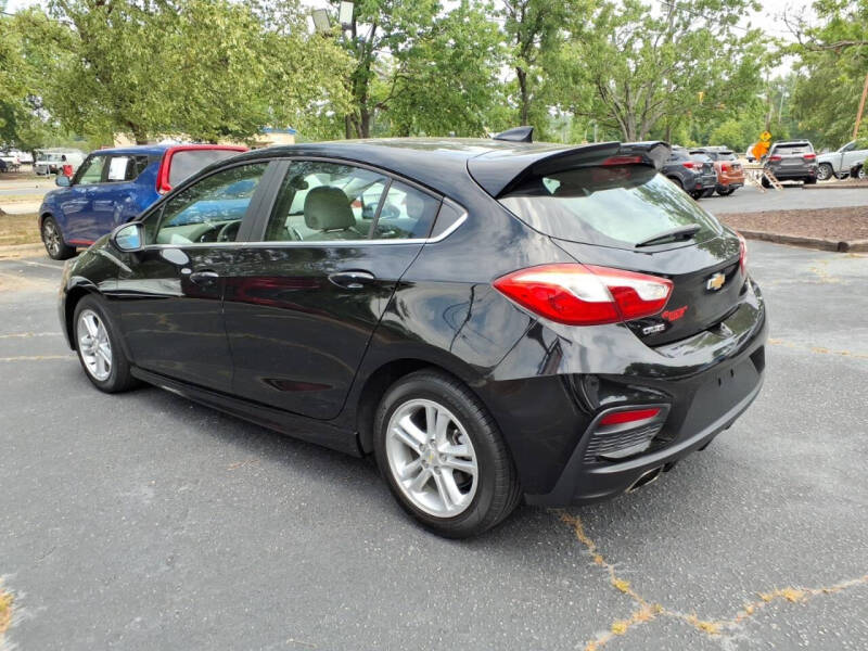 2017 Chevrolet Cruze LT Auto