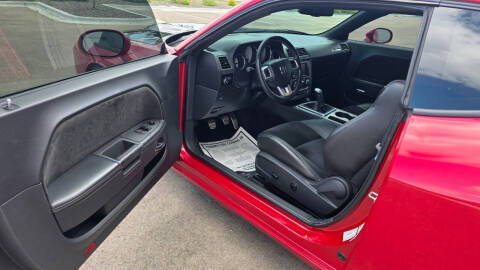 2011 Dodge Challenger SRT8 392