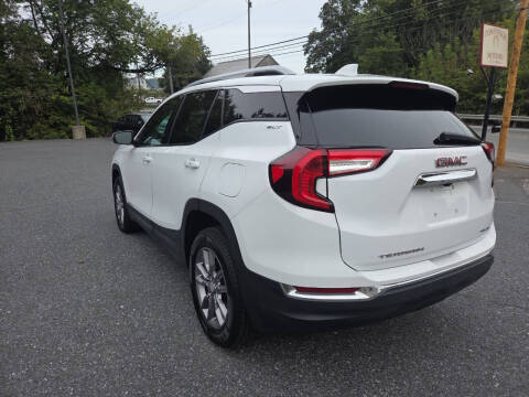 2024 GMC Terrain SLT