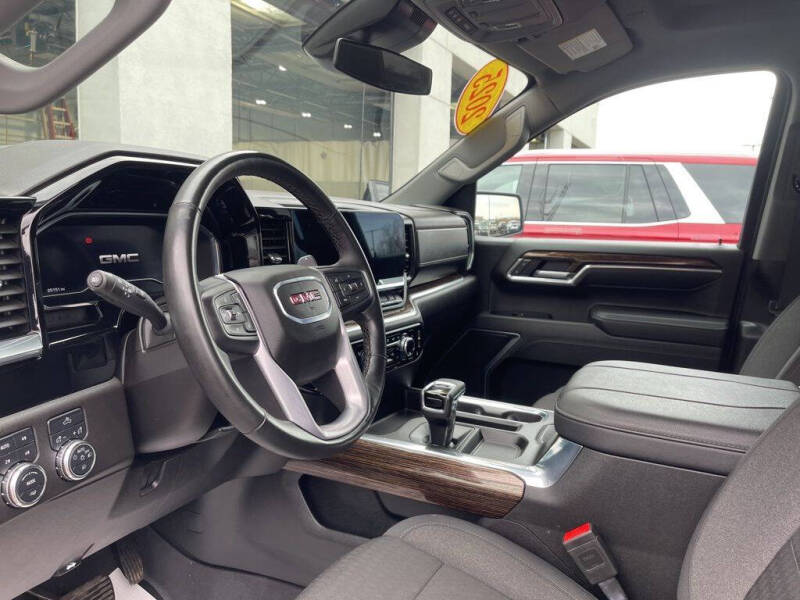 2025 GMC Sierra 1500