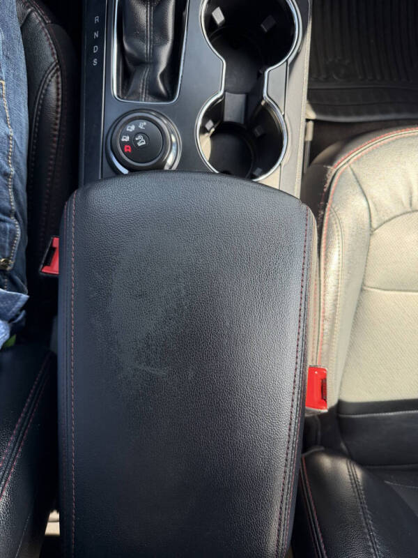2018 Ford Explorer Sport