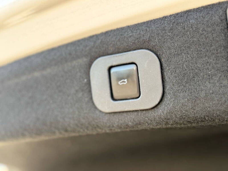 2019 Lincoln Continental Select