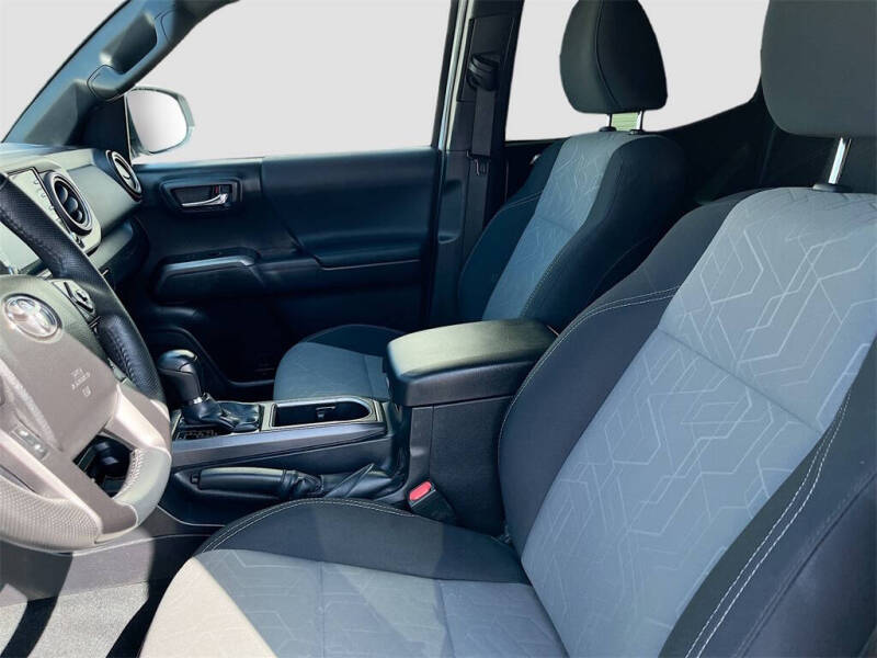 2022 Toyota Tacoma TRD Off-Road