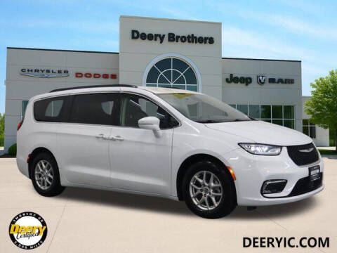 2022 Chrysler Pacifica Touring L