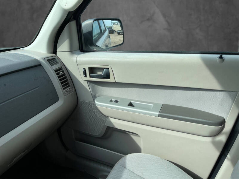 2011 Ford Escape XLT