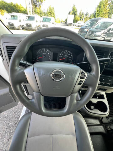 2015 Nissan NV