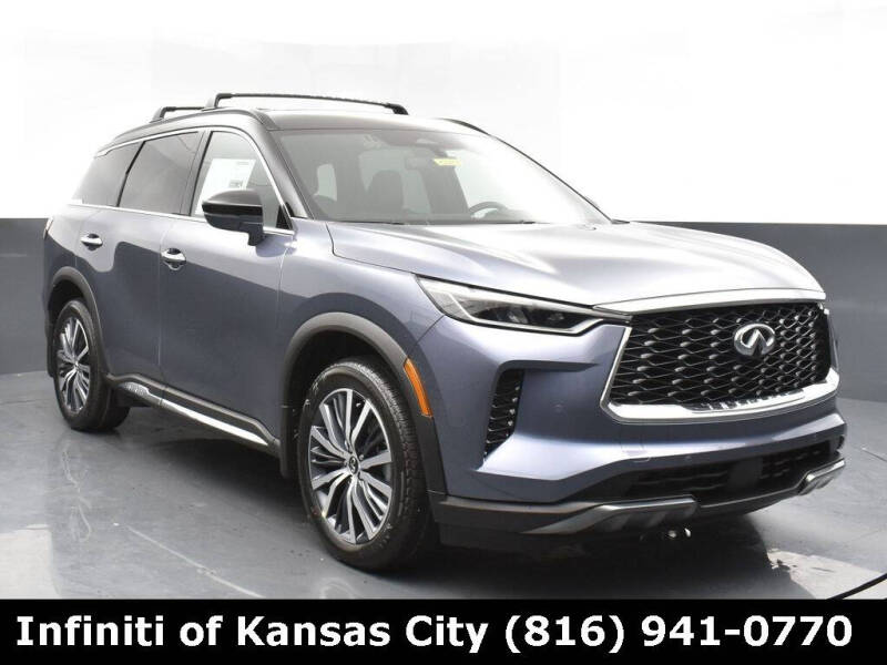 2025 Infiniti QX60 for sale at Elevated Automotive in Merriam KS