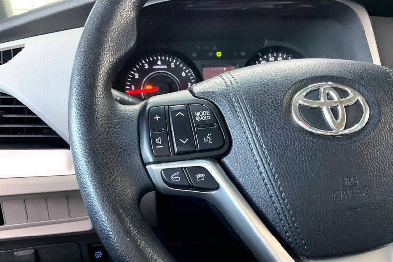 2015 Toyota Sienna