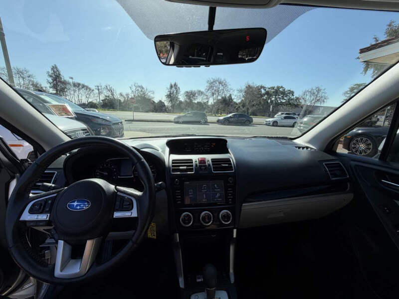 2017 Subaru Forester 2.5i Limited