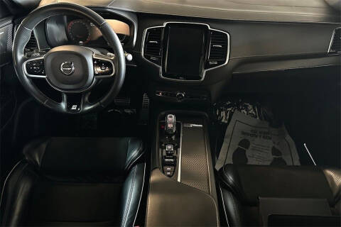 2019 Volvo XC90 T8 eAWD R-Design