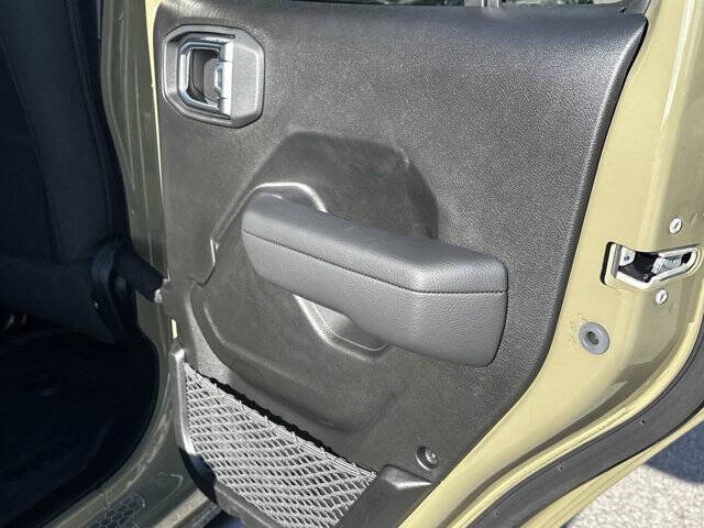 2025 Jeep Wrangler Willys '41 4xe