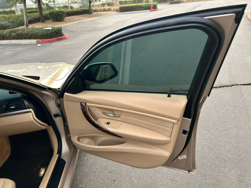 2014 BMW 3 Series 328i