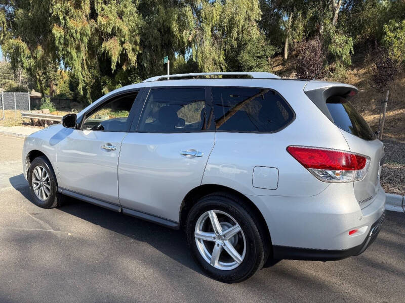 2013 Nissan Pathfinder SV