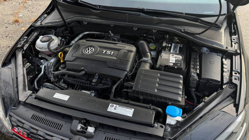 2019 Volkswagen Golf GTI