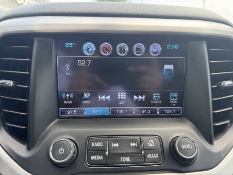 2019 GMC Acadia SLE-2