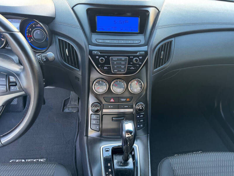 2013 Hyundai Genesis Coupe 2.0T