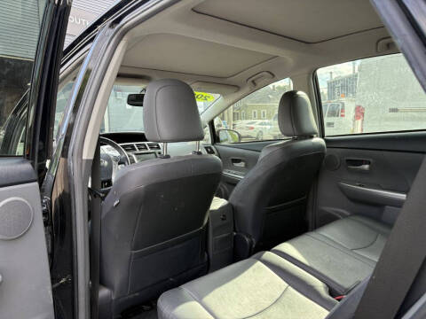 2013 Toyota Prius v