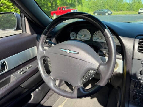 2003 Ford Thunderbird