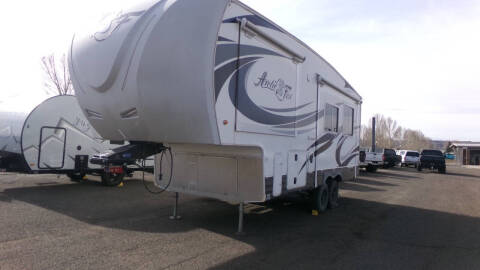 2017 Arctic FOX M-27-5L
