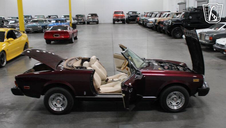 1982 FIAT 2000 Spider