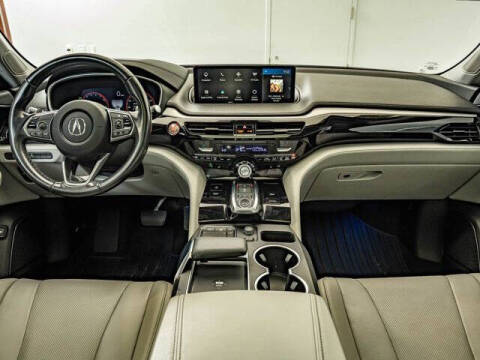 2022 Acura MDX w/Tech
